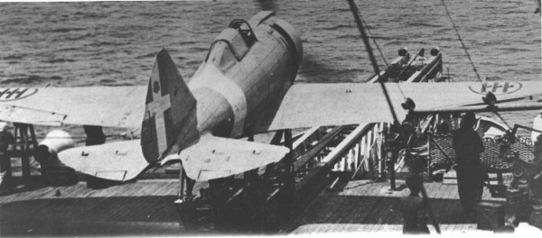 The RE2000 CAT MM 8281 aboard of the RN Miraglia during tests which took place in the Sea of ​​Taranto in Spring 1942. Note the fully glass canopy, typical of interceptors,. ( Image credit  (Timo Savolainen collection)