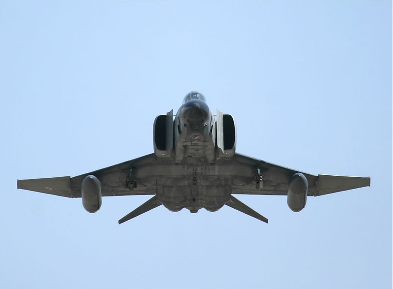 A RF-4E in take of ( Photo by Turkish Air Force)