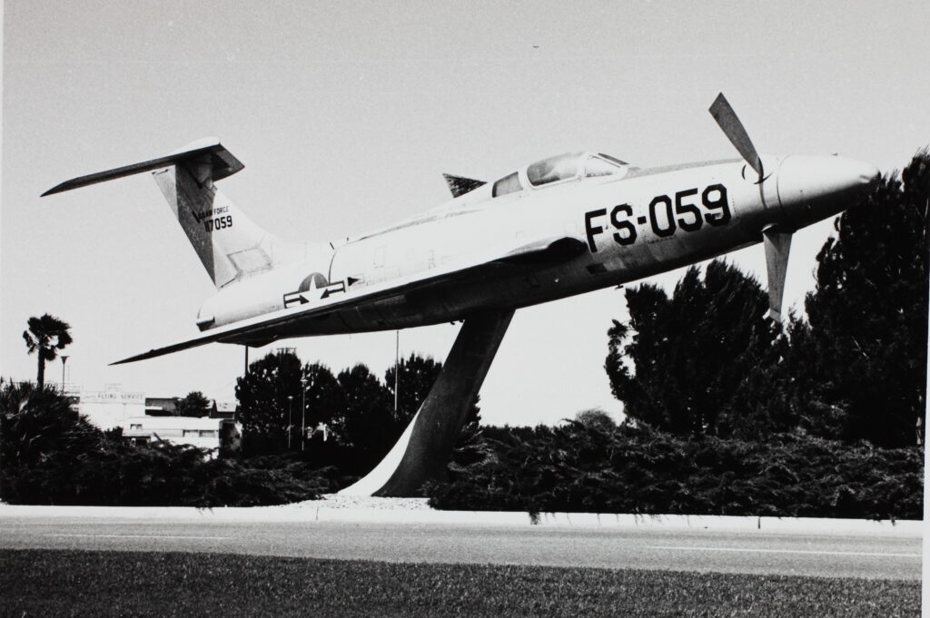 Republic XF 84H Thunderscreech gate guard