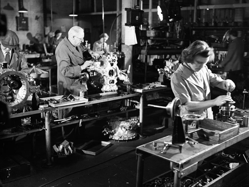 The Mustang and the Merlin 14 Rolls Royce War Record 1943