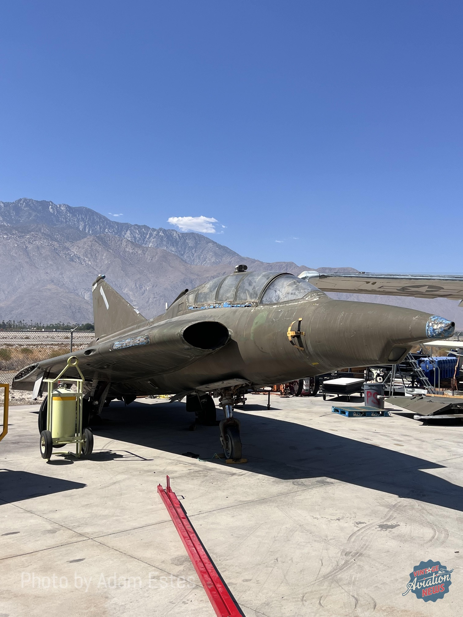 SAAB Draken Palm Springs 002