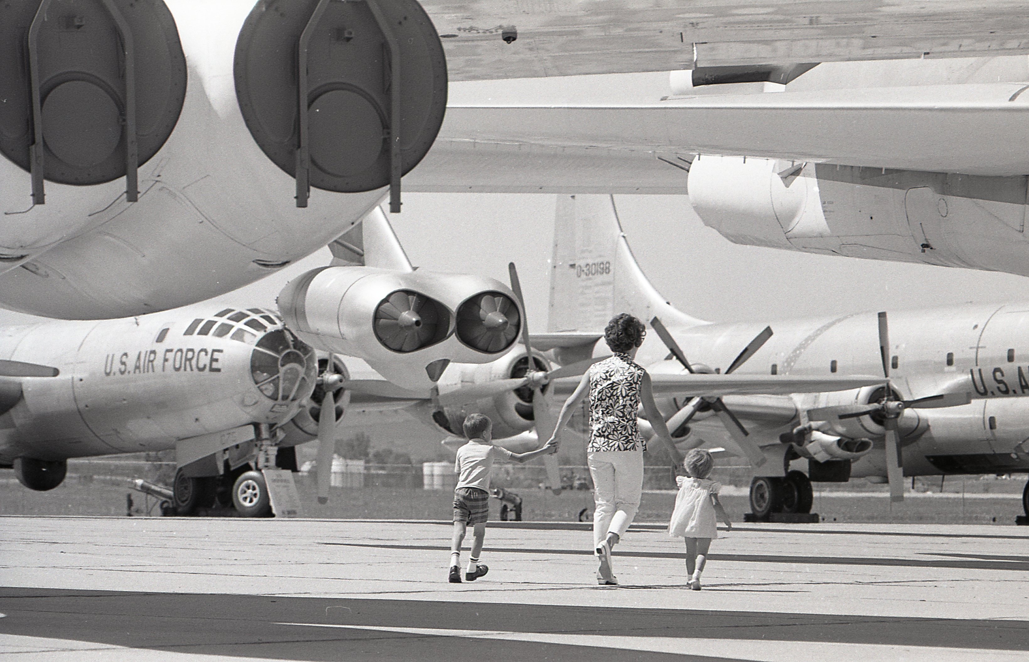 A vintage image showing the Strategic Air & Space Museum's aircraft as they once were... outside. (photo via SAC Museum)