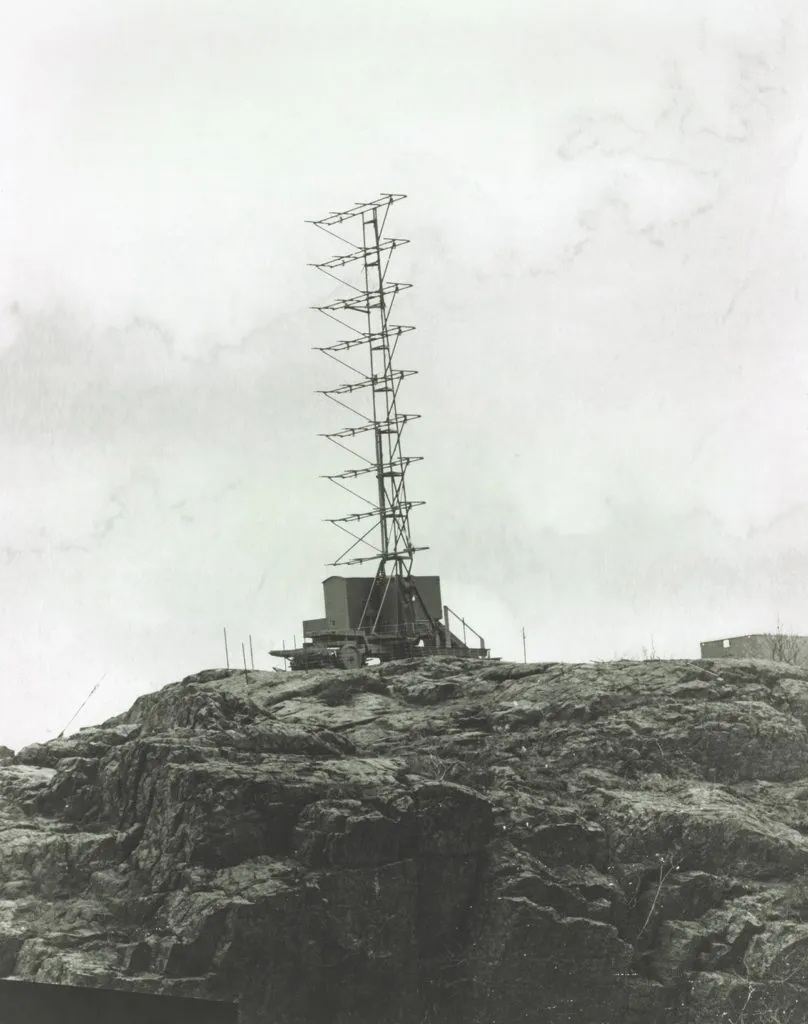 The Officer Who Could Have Thwarted the Attack on Pearl Harbor…But Didn’t 13 SCR 270B radar system 808x1024 1