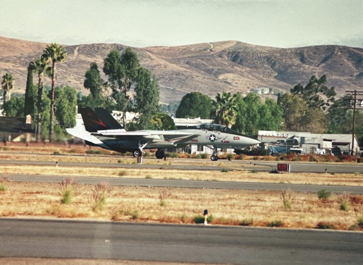 SDASMs F 14 Tomcat Landing at Gillespie Field. Zeke Cormiers stepson Kevin Casey landed it in about 12 the length of runway 9 L