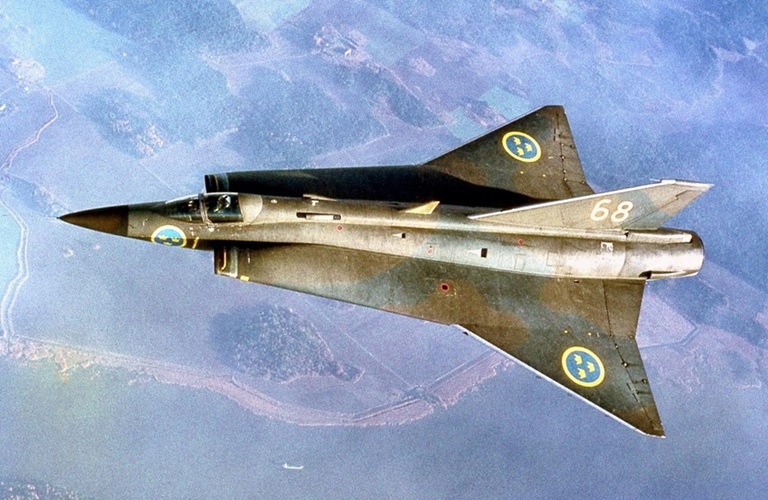 Saab 35 Draken J35F from the Swedish Air Forces 13. Fighter aircraft division 1972