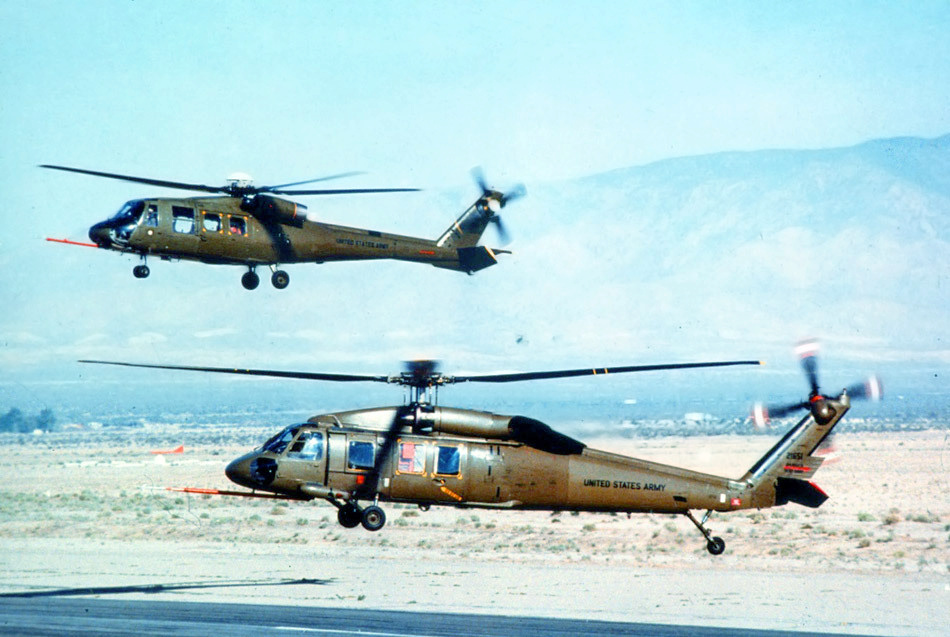 Sikorsky YUH 60A and Boeing Vertol YUH 61A flyoff