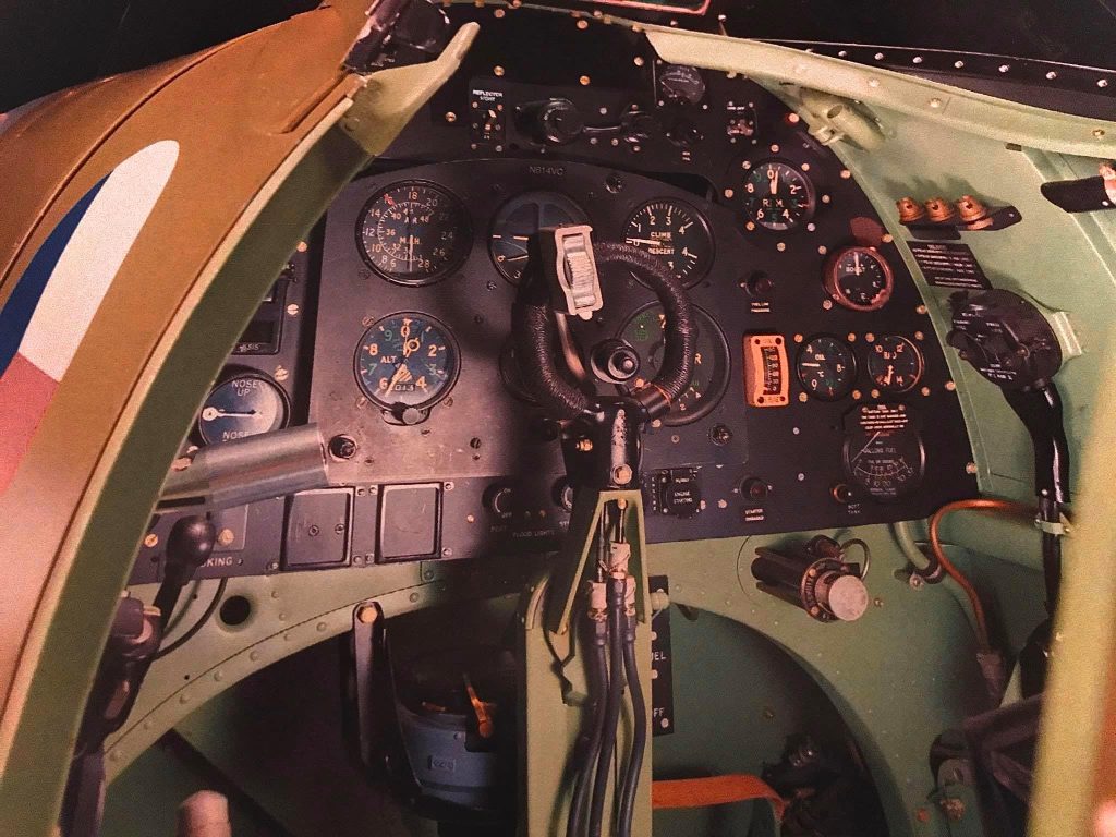 Spitfire AR614 FHCAM 01
