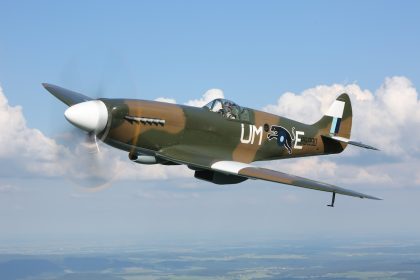 Spitfire MK XIX F AZJS 1