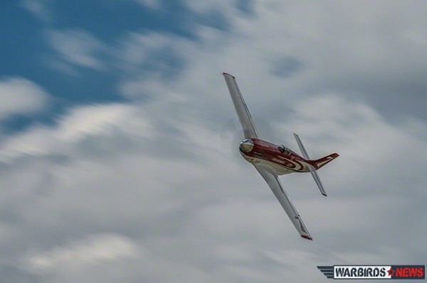P-51D Strega roared back to the skies Friday after the replacement of the canopy it had lost during a practice flight on Tuesday, turning in a blazing performance, sadly marred by a DQ by race officials. (Image Credit: Moose Peterson)