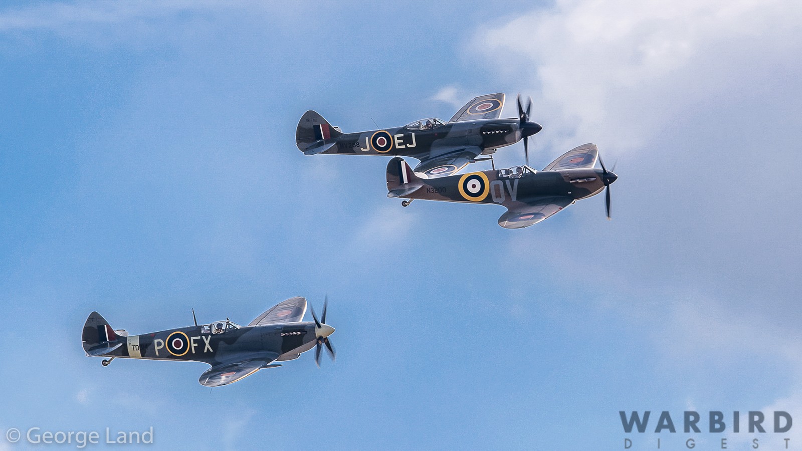 Supermarine Spitfire F.Mk la N3200 Mk.H.F.Mk .lXe TD314 Mk.F.R. XlVe MV293 as MV268 Z72 7997 copy