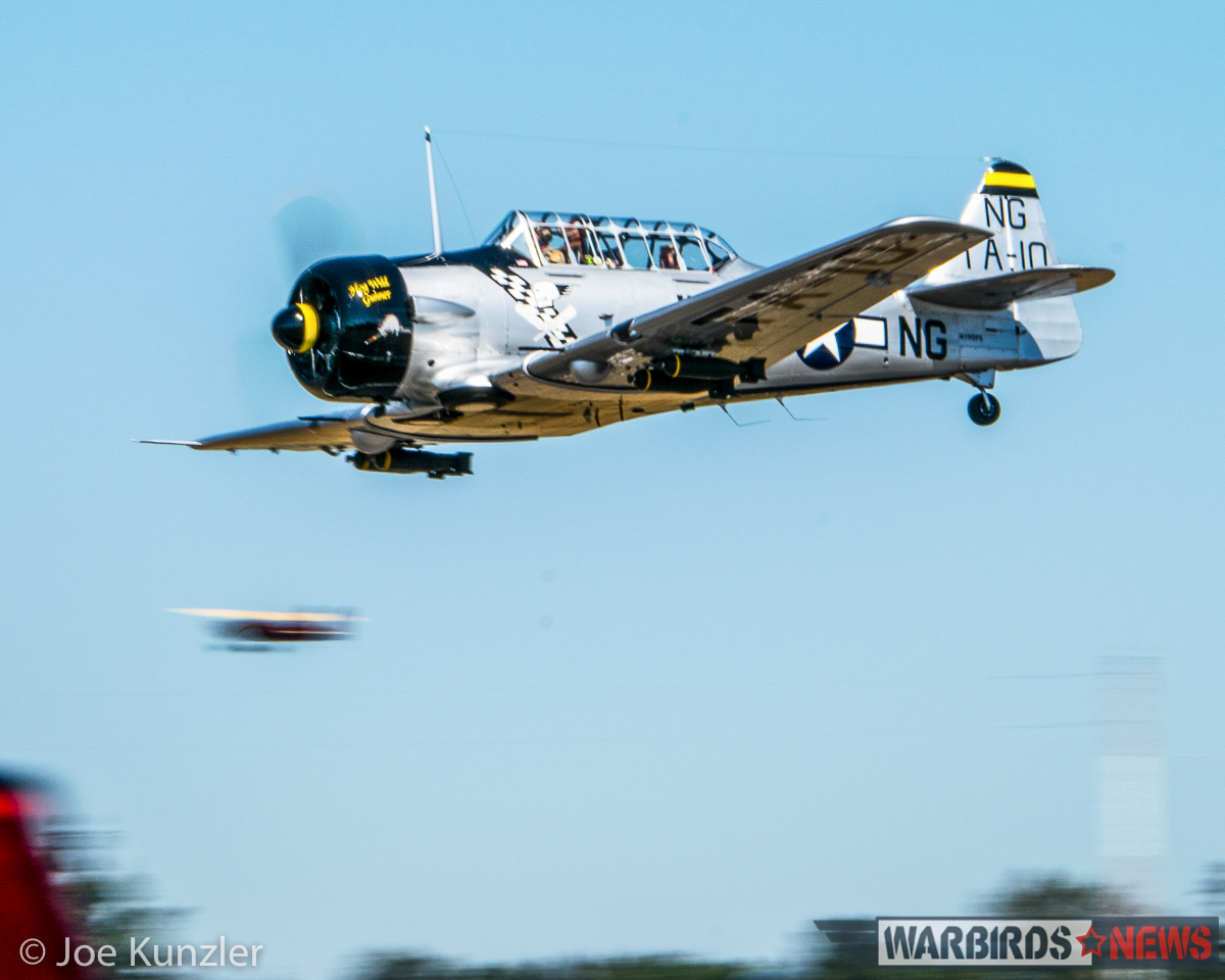 A T-6D Texan on a low and fast flypast. (photo by Joe Kunzler)