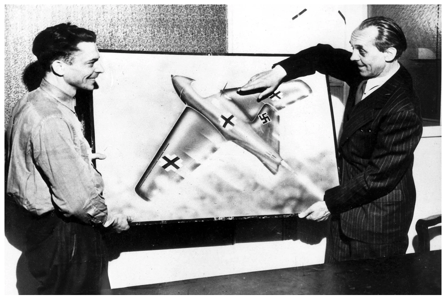 Only a Flea… Lippisch’s Remarkable Rocket Fighter: The Story of Messerschmitt Me 163 Komet 191659 31 The German aircraft designer Alexander Lippisch r. presents his design for the Me 163