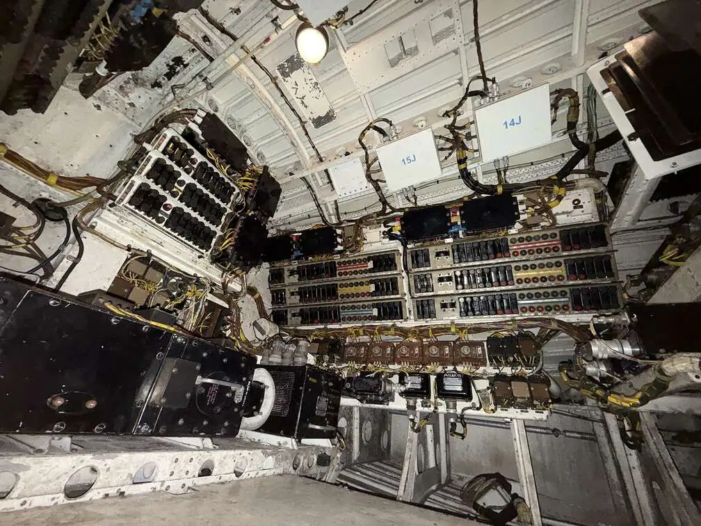 The Vulcan XH558 electrical systems
