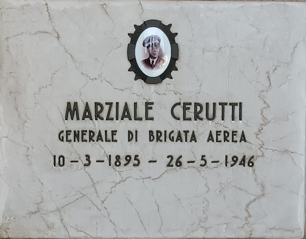 Aces of War: Marziale Cerutti - The Master of Nieuport 27 18 Tomba di Marziale Cerutti