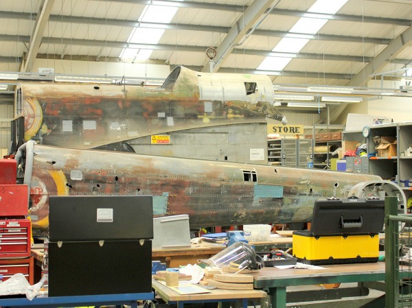 The two fuselage sections side by side. (photo by Geoff Jones)