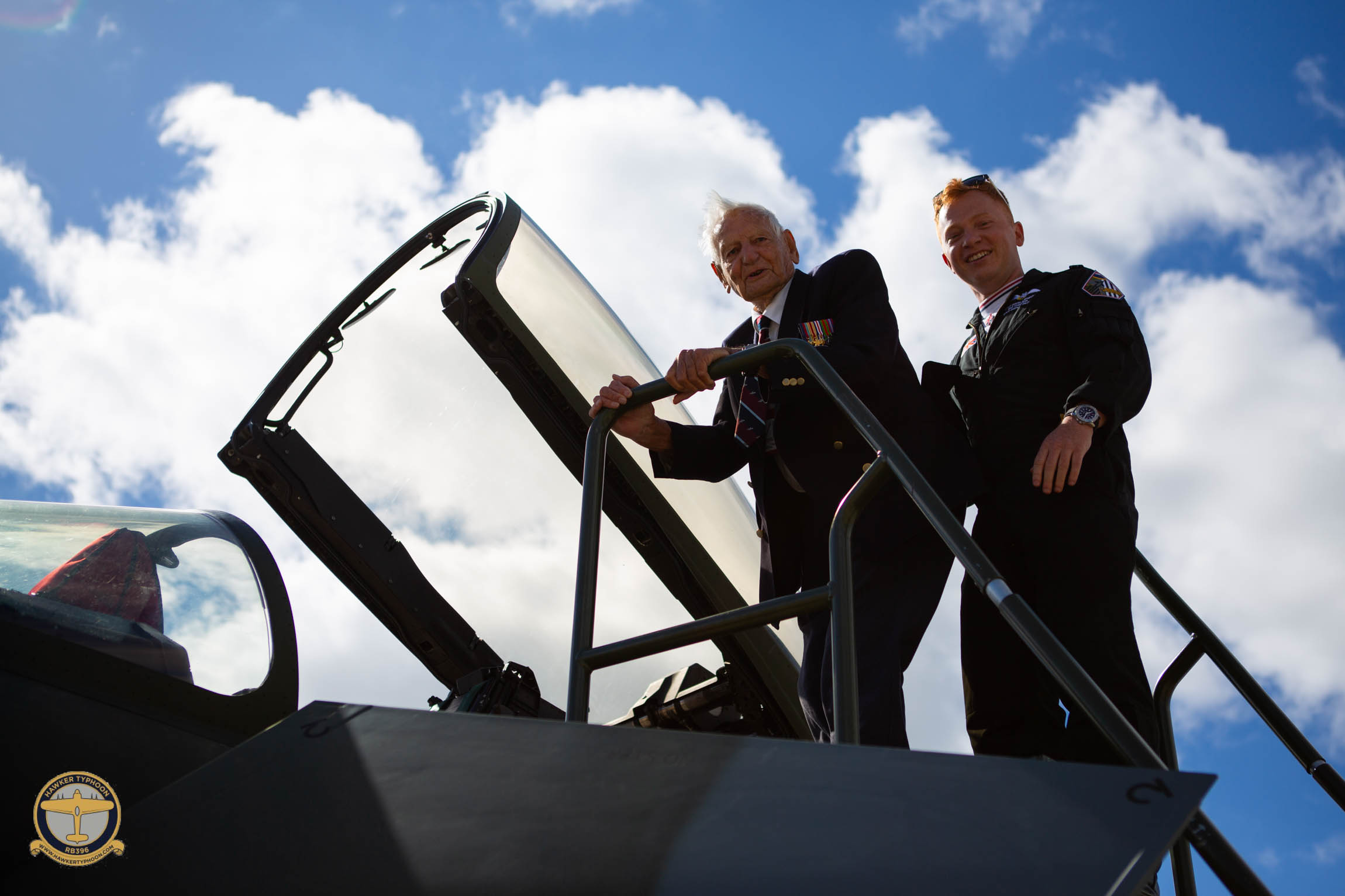 Typhoon pilot meets Typhoon pilot 3889