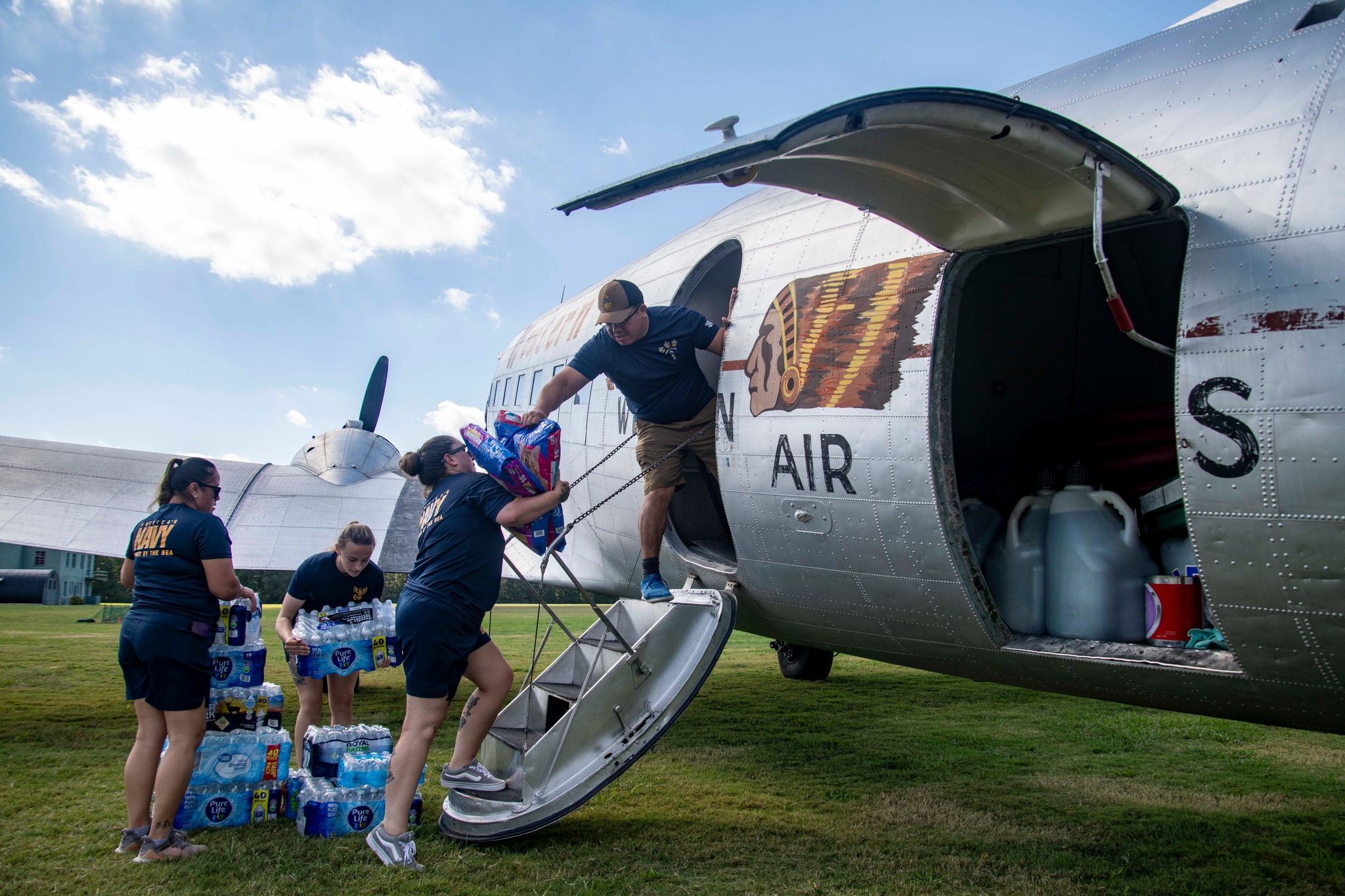 Vintage Flying Machines Partners with Military Aviation Museum to Deliver Supplies 3