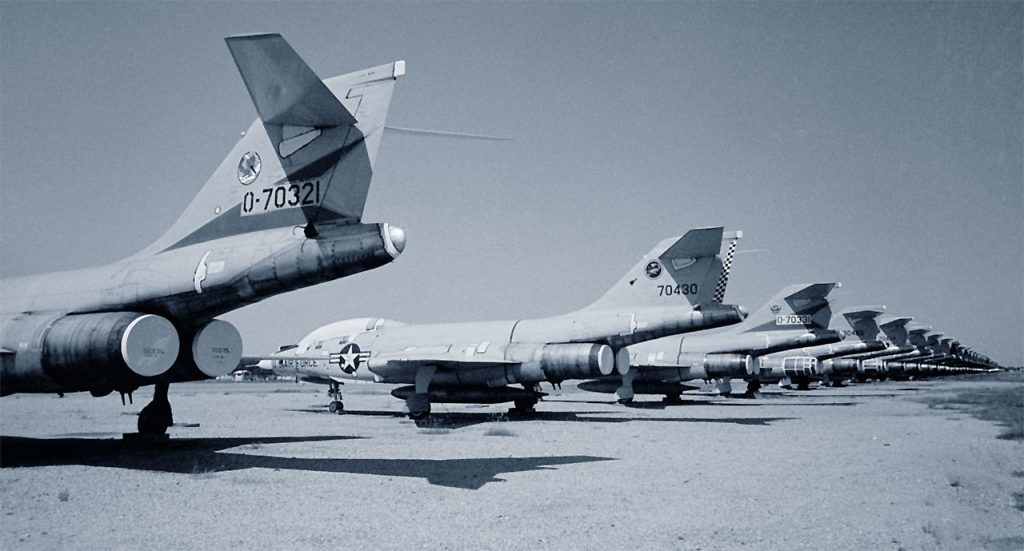 Boneyard Files: McDonnell F-101 Voodoo - The Silver Phantoms of the Desert 17 Voodoo 04 Neil Aird 091968 1280a