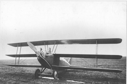 WWI era triplane Curtiss 18 T 1