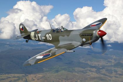 WWII Supermarine Spitfire LF Mk. IXe SL633 AG7I7467