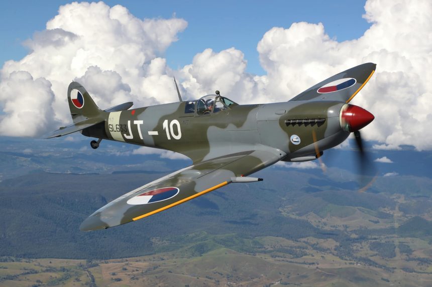 WWII Supermarine Spitfire LF Mk. IXe SL633 AG7I7467