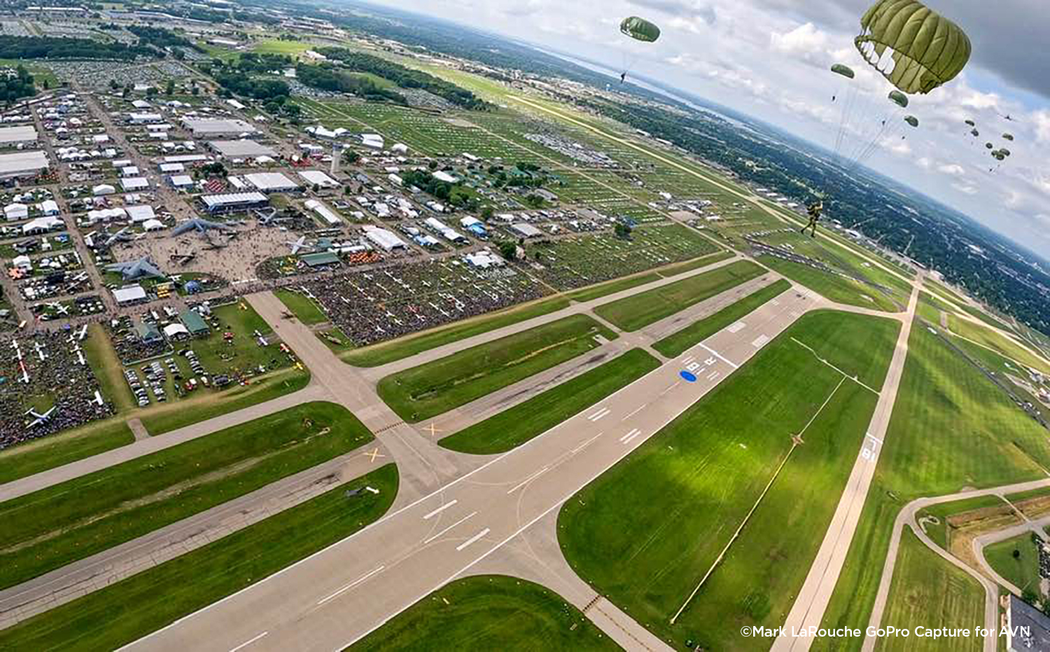 WWII Airborne Demonstration Team Keeps Two ‘Skytrains’ Airborne to Honor Veterans 27 Wild Kat Gary Daniels 09