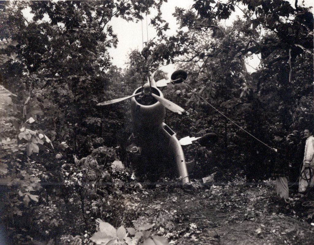 XF4U 1 accident July 9 1940 Photograph courtesy of New England Air Museum Ramsay Library4