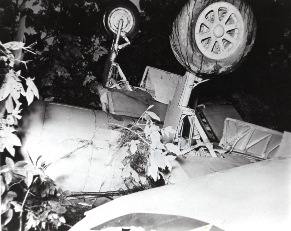 XF4U 1 accident July 9 1940 Photograph courtesy of New England Air Museum Ramsay Library6