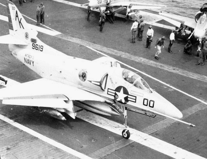 Attack Squadron 15: The Twenty-Seven-Year Combat Legacy Of The Valions 19 a 4c of va 15 on uss intrepid cvs 11 in 1967