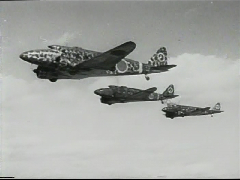 airborne scene kato hayabusa sento tai 1944 01 wmplayer 2013 07 17