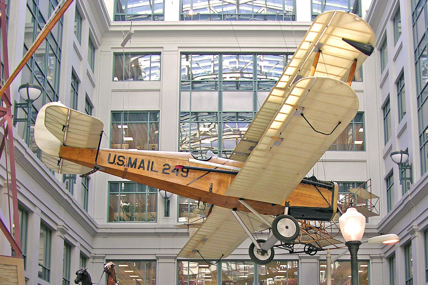 blog de havilland dh 4 atrium