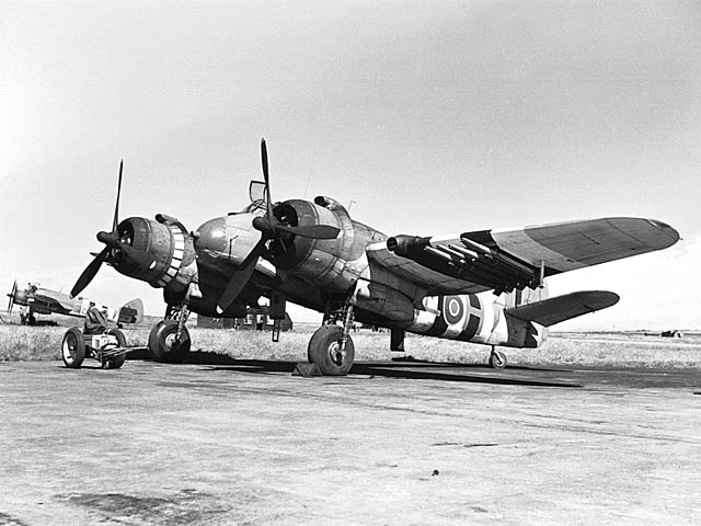 Bristol Aeroplane Company - From Largest Inter-War Aviation Workhouse to the End 13 bristol type 156 beaufighter