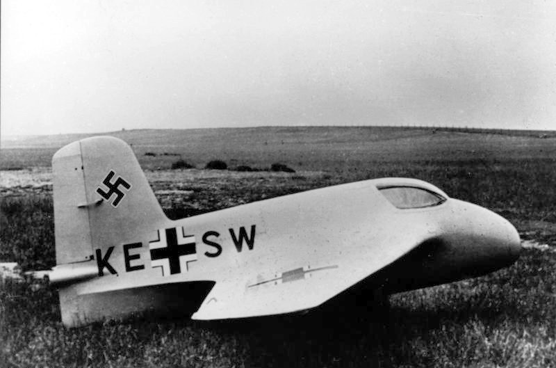 Today In Aviation History: First Operational Use of the Messerschmitt Me 163 Komet 12 bundesarchiv bild 146 1972 058 62 raketenjager me 163 a v4
