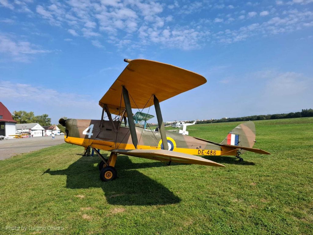 Caproni Reunion Brings Living Aviation History Over Italy 15 caproni 1 4