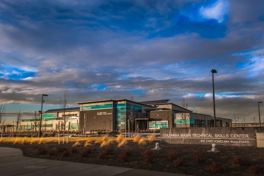 The Museum of Flight Partners With CBTECH to Expand Aviation Pathways for Washington Students 10 columbia basin technical skills center cbtech