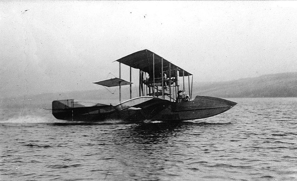 curtiss flying boat2