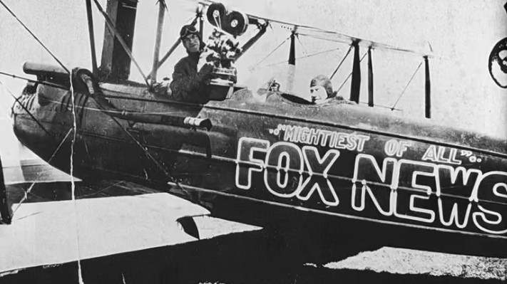 curtiss oriole fox movietone news