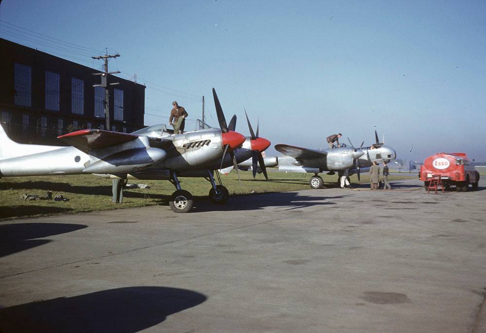 de Havilland Sea Hornet TT193 while with Spartan Air Services, alongside a P-38 which they also owned. (photo via Richard de Boer)