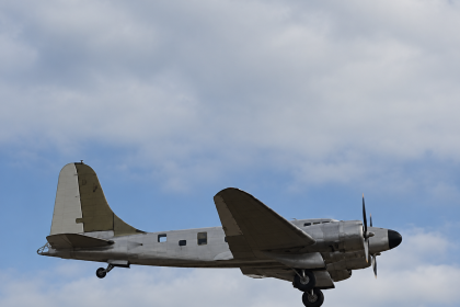 douglas b 23 dragon in flight
