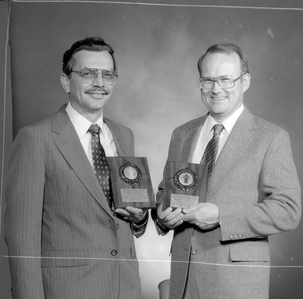 Pioneers of Aeronautical Engineering: Bruce Banks - The Man with Most Patents at NASA’s Glenn Center 12 grc 1988 c 05099