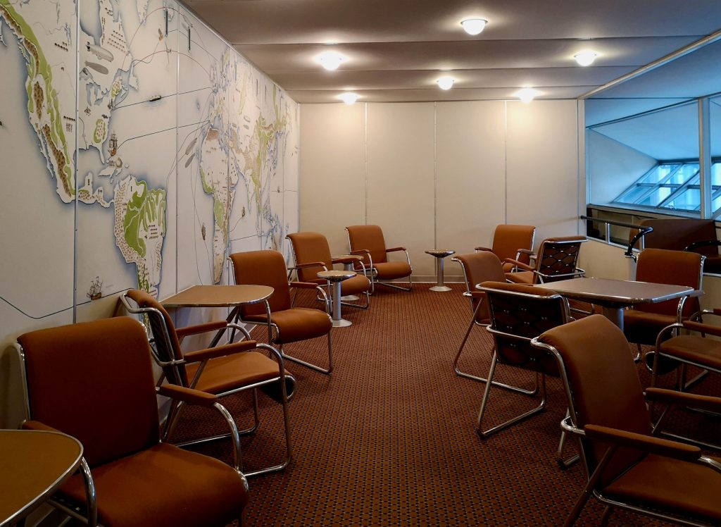 Zeppelin Museum Friedrichshafen: Engineering, Design and the Reality of Airship Flight 12 hindenburg recontruction