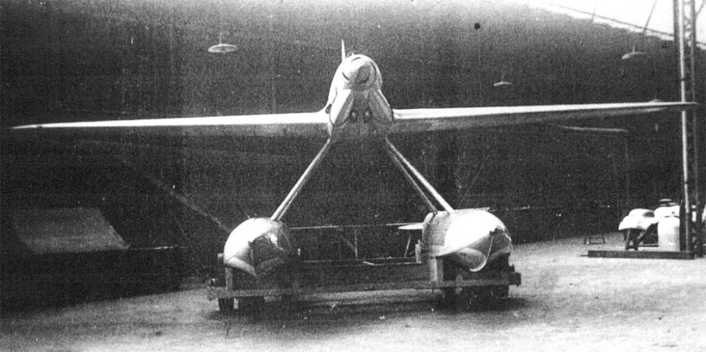 Grounded Dreams: Bernard H.V.220 - The French Speed King That Never Raced 13 hv220 3