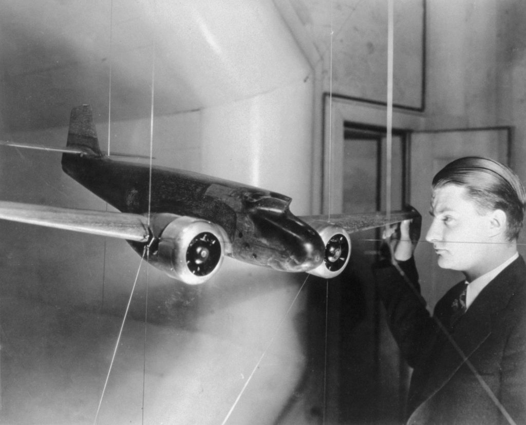 Pioneers of Aeronautical Engineering: Kelly Johnson - Designer of the SR-71 and 40 Other Aircraft 11 kelly johnson electra