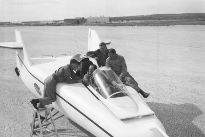 m2 f1 pilots gpn 2000 000082