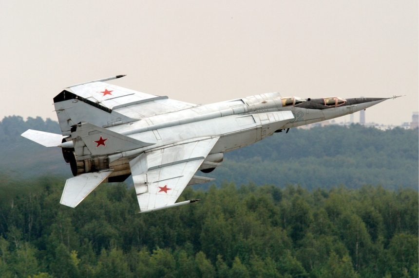 russian air force mig 25