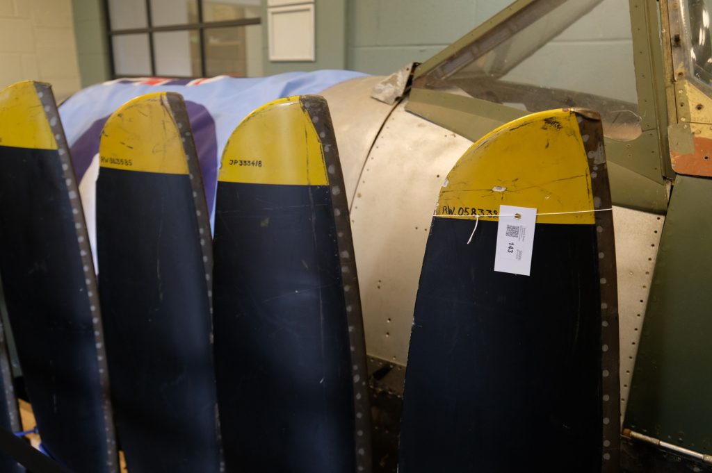 spitfire pk519 peter arnold propellers