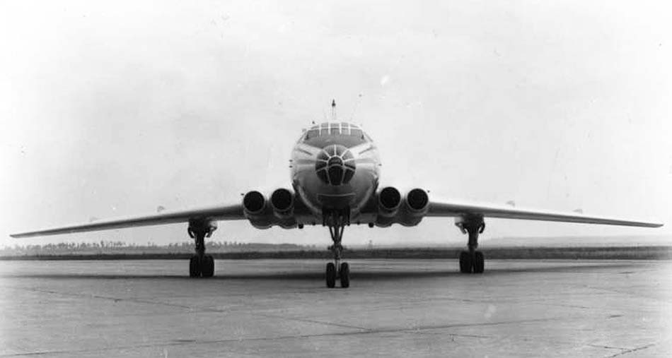 Grounded Dreams: Tupolev Tu-110 - The Four-Engine Shadow of the Tu-104 12 tu110 6