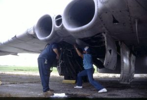 Replica de Havilland Comet Fuselage Taking Shape in Wisconsin 20 unnamed 10 small